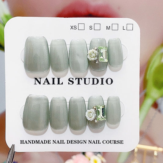 A6 Green Cat Eye Short Press On Nails+tool kit