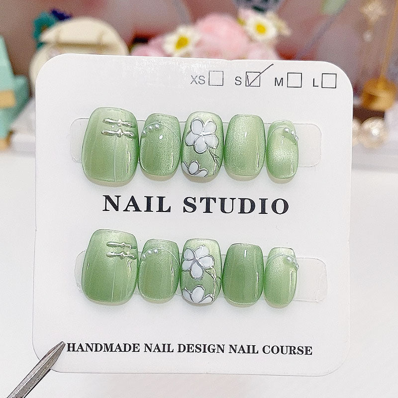 A105 Green Hand Drown Flower Cat Eye Super Short Press on Nails