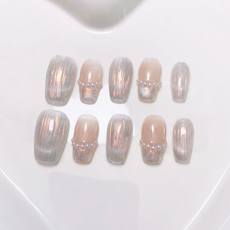 A24 Tiny Pearls Cat Eye Short Coffin Press on Nails +Application Kit