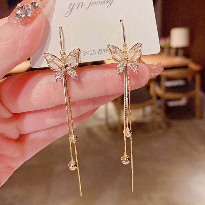 E1003 Cute Butterfly Long Tessel Earrings