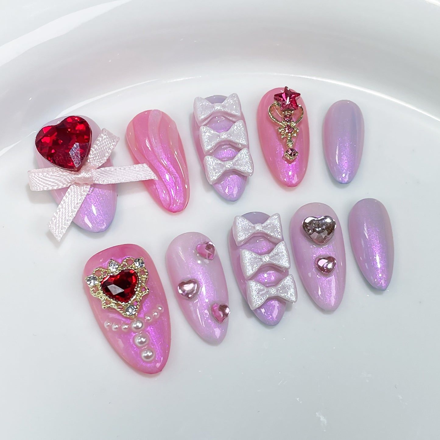 A99 Cute Heart Almond Fake Nails for Women+tool kit